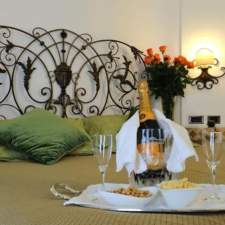 Farnese Otel 4*