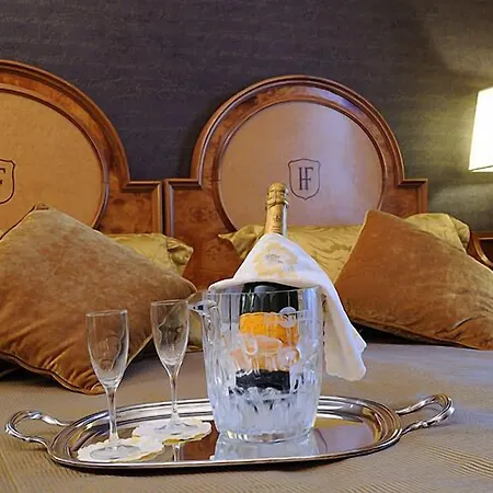 Farnese Otel 4*