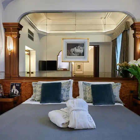 Farnese Otel 4*
