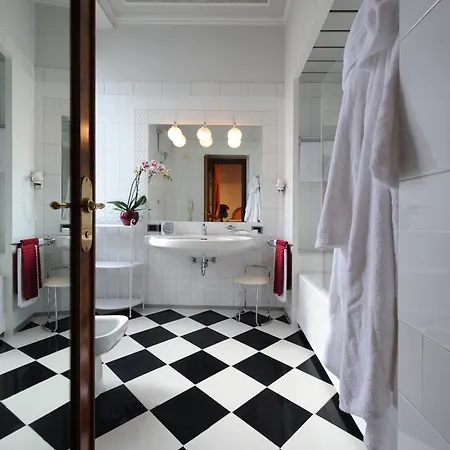 Farnese Hotel Rome