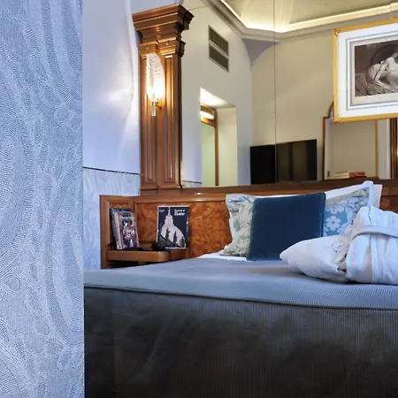 Hotel Farnese Rome