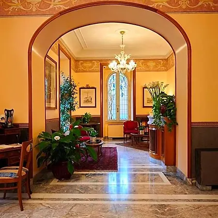 Hotel Farnese 4*