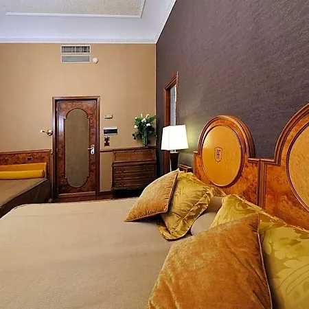 Hotel Farnese 4*