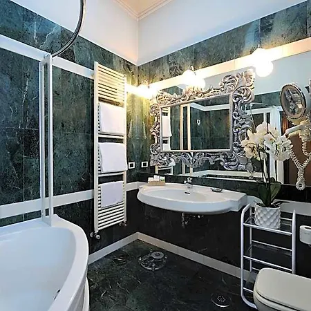 Farnese Hotel 4*
