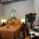 Hotel Farnese 4*